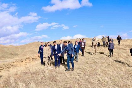 vali-karakaya-387-askerin-sehit-dustugu-bolgede