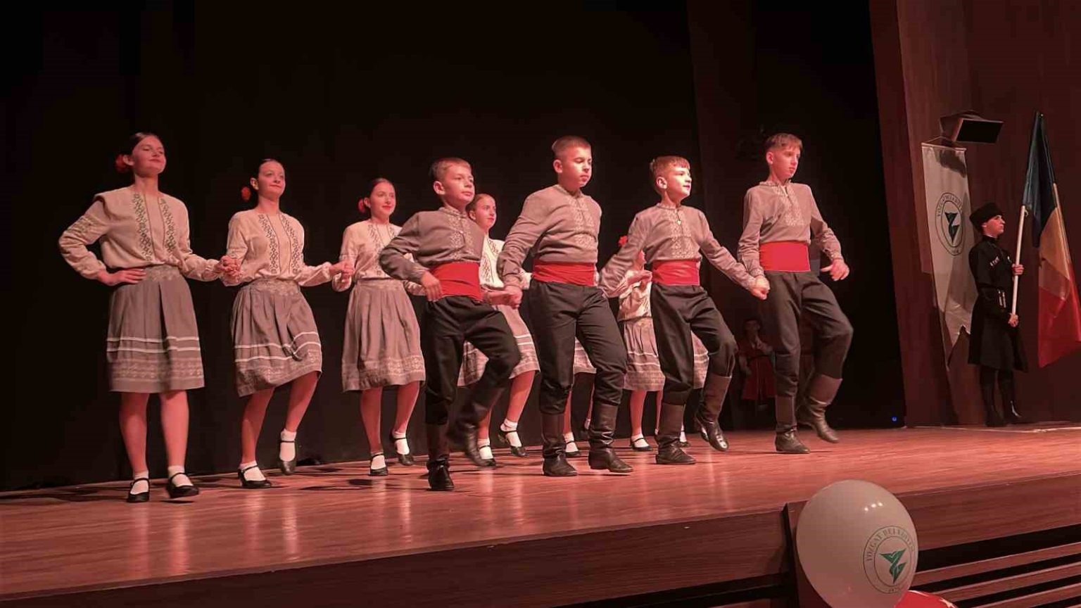 yozgat-belediyesinin-1-halk-danslari-senligi-sona-erdi