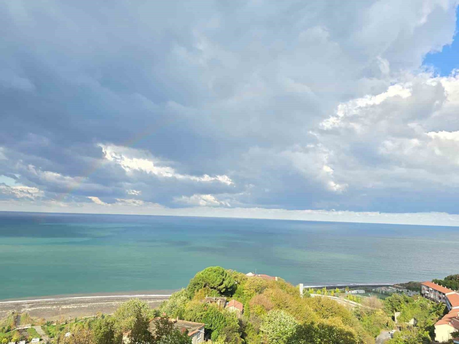 zonguldakta-gok-kusagi-ile-hortumlar-ortaya-cikti