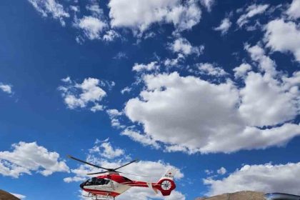 60-yasindaki-kalp-hastasi-helikopter-ambulansla-vana-sevk-edildi