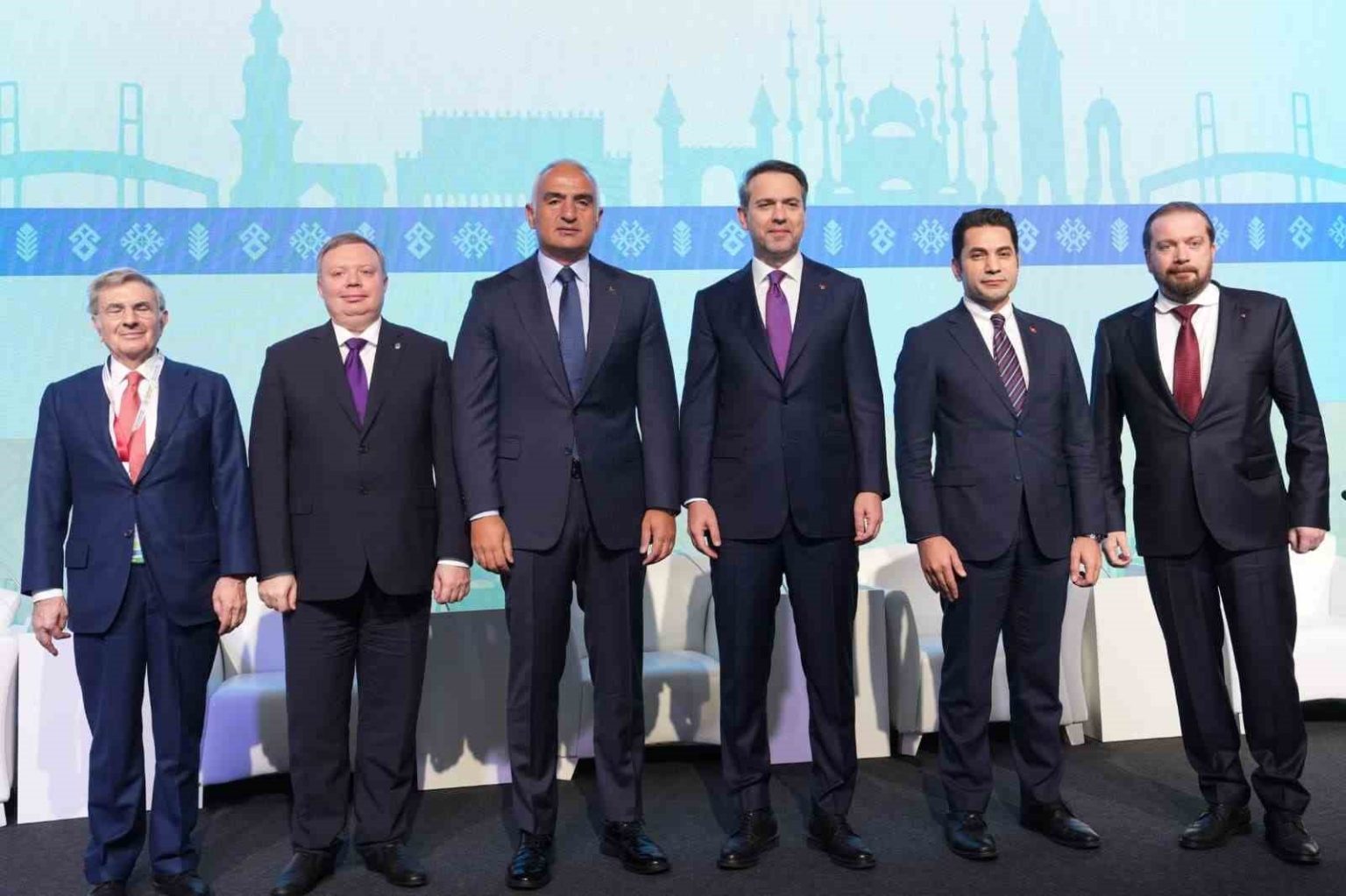 bakan-bayraktar-akkuyu-nukleer-guc-santrali-enerji-cesitliligi-yolculugumuzda-donum-noktasi-olacak