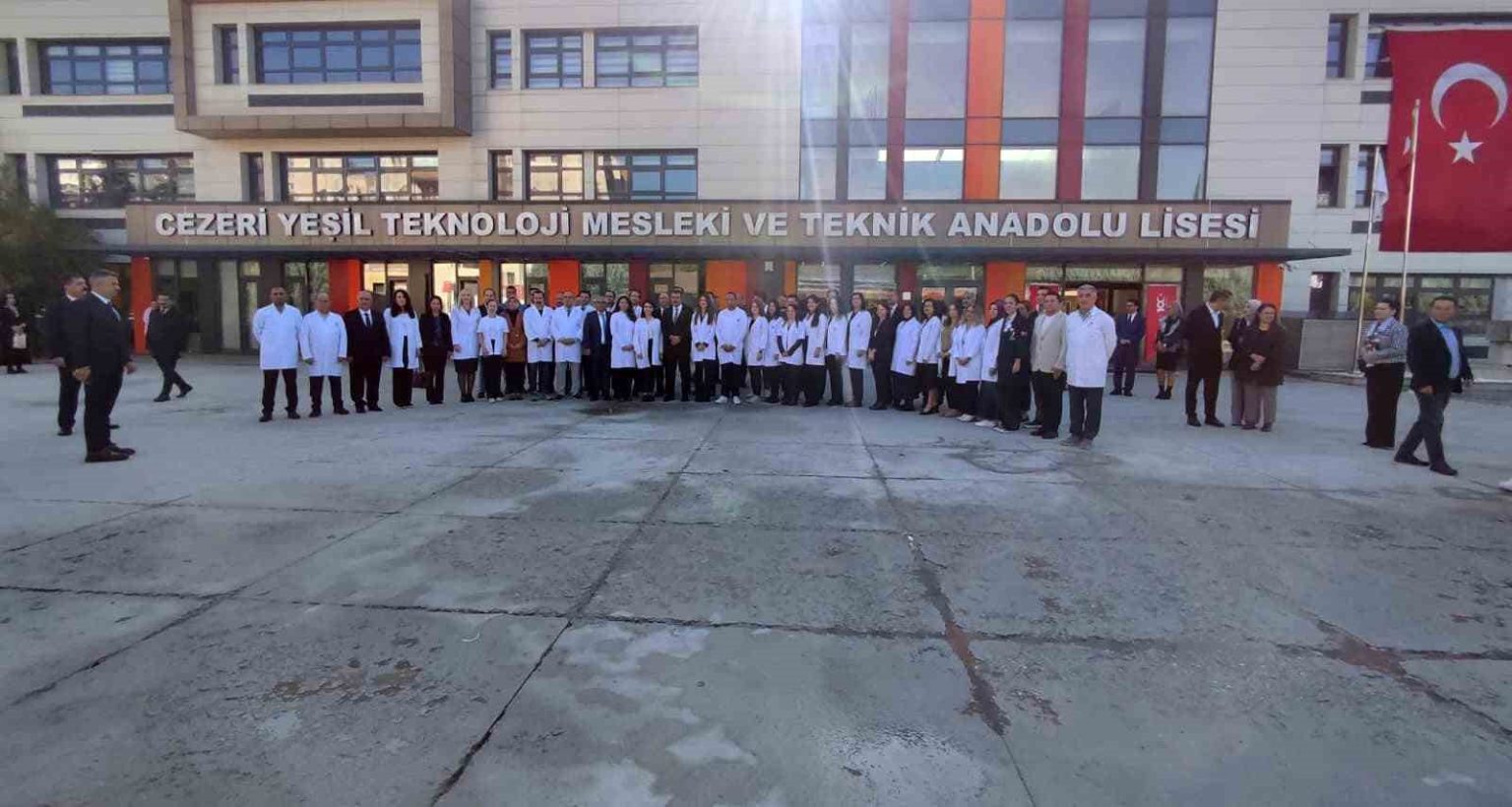 bakan-tekin-dunyadaki-egitim-sektoruyle-herkesin-insan-haklarina-egemen-olacagina-inaniyorum