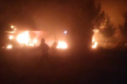 batmanda-faciadan-donuldu-restoran-yangininda-icerideki-tupler-cikarildi