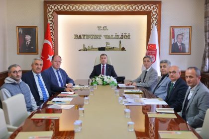 bayburttaki-egitim-yatirimlari-toplantida-gorusuldu