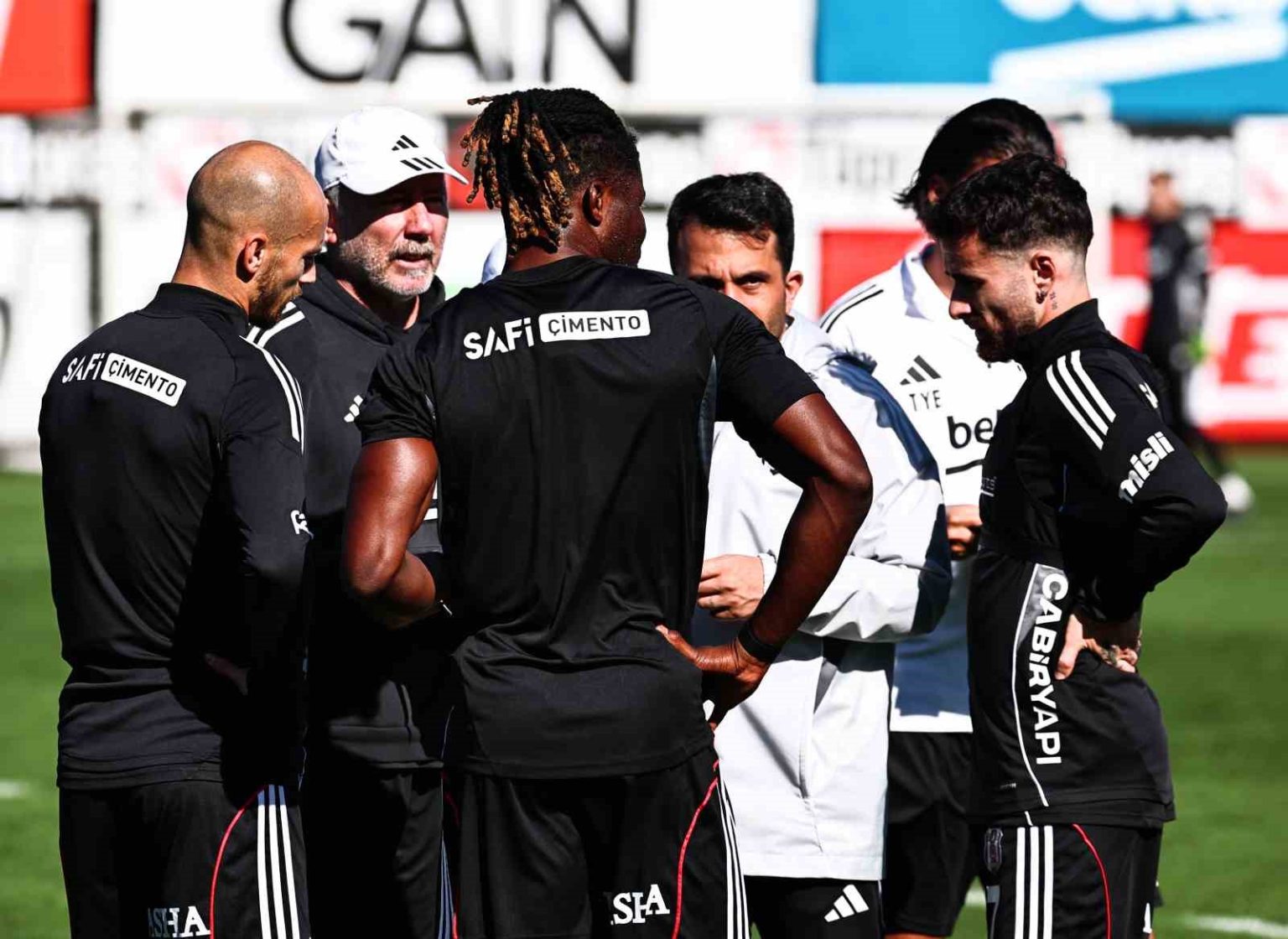 besiktasta-rafa-silva-takimla-calismalara-basladi