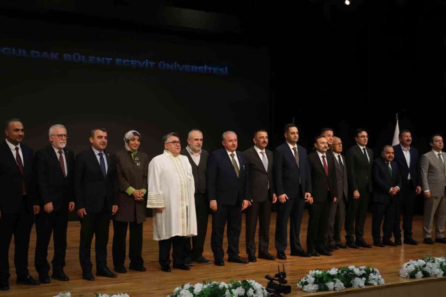 beunda-ilk-ders-29-tbmm-baskani-mustafa-sentoptan