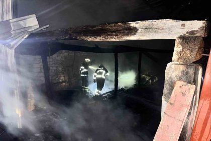 bilecikte-marangoz-atolyesinde-yangin-cikti