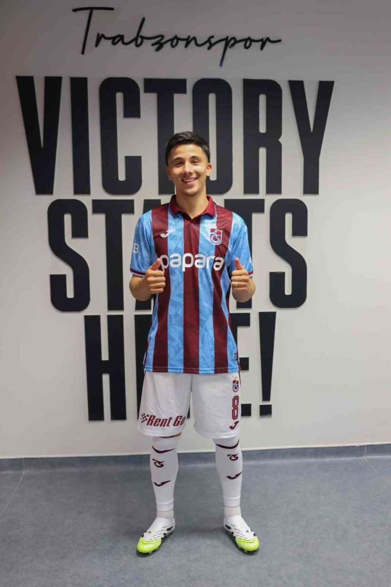 bouchouari-bir-futbolcunun-yasayabilecegi-en-guzel-sey-futbol-oynamaktir