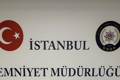 buyukcekmecede-ayni-sahsa-ait-is-yerini-kundakladilar-digerini-de-kursunladilar-o-anlar-kamerada