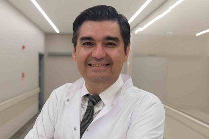 cocuklara-goz-damlasini-dogru-damlatmak-icin-oneriler