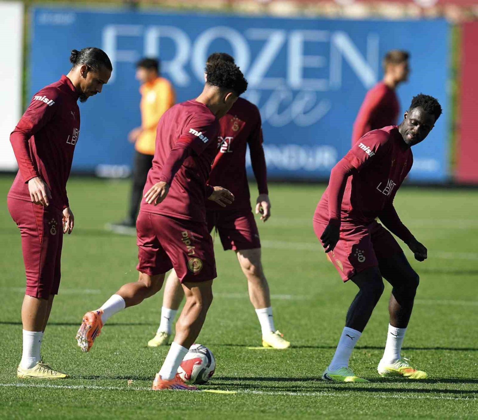 galatasaray-trabzonspor-macinin-hazirliklarini-surdurdu