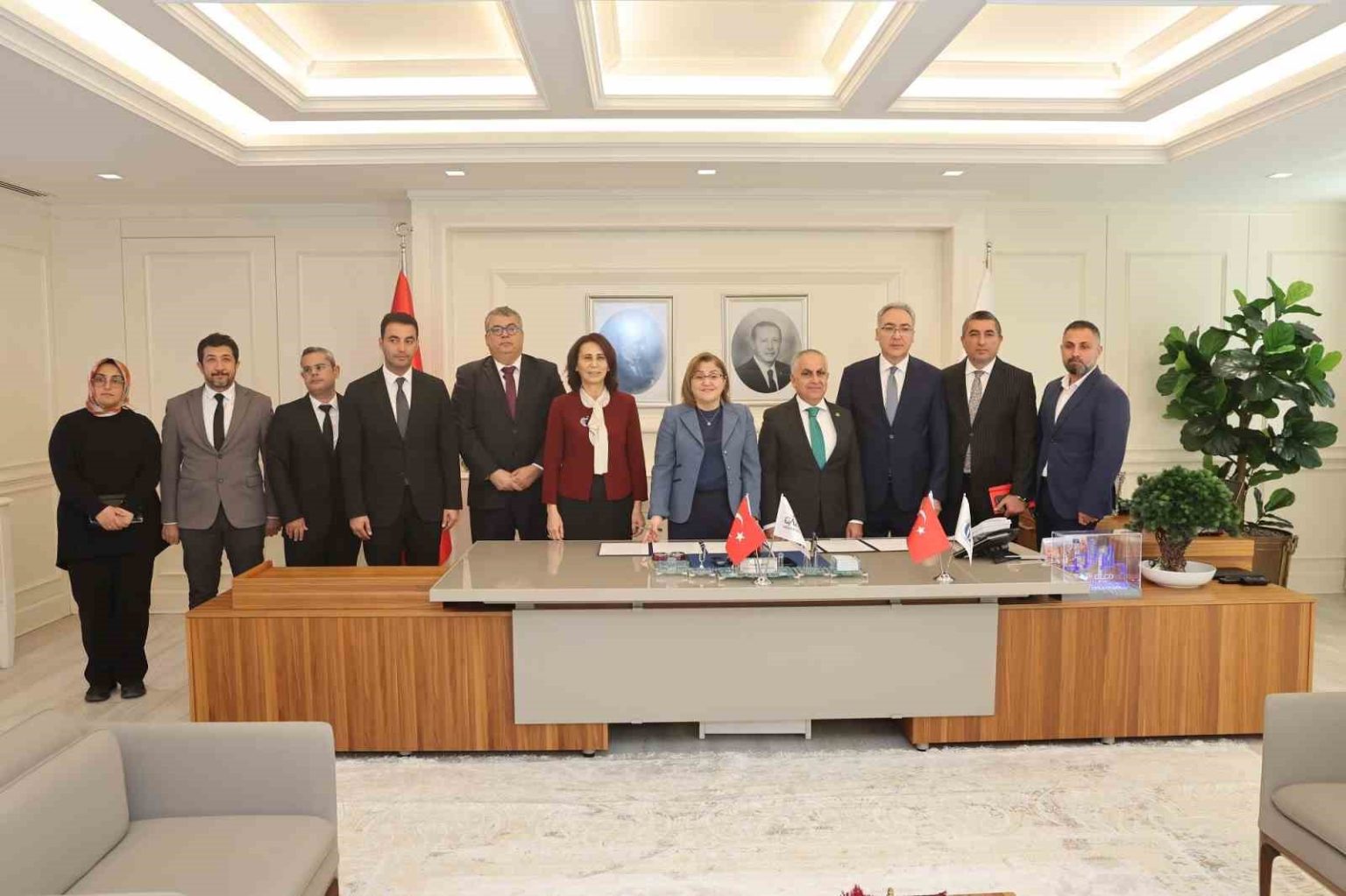 gaziantep-buyuksehir-akademik-tecrubeden-yararlanmayi-surduruyor