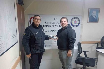 havzada-kayip-cuzdan-sahibine-ulastirildi