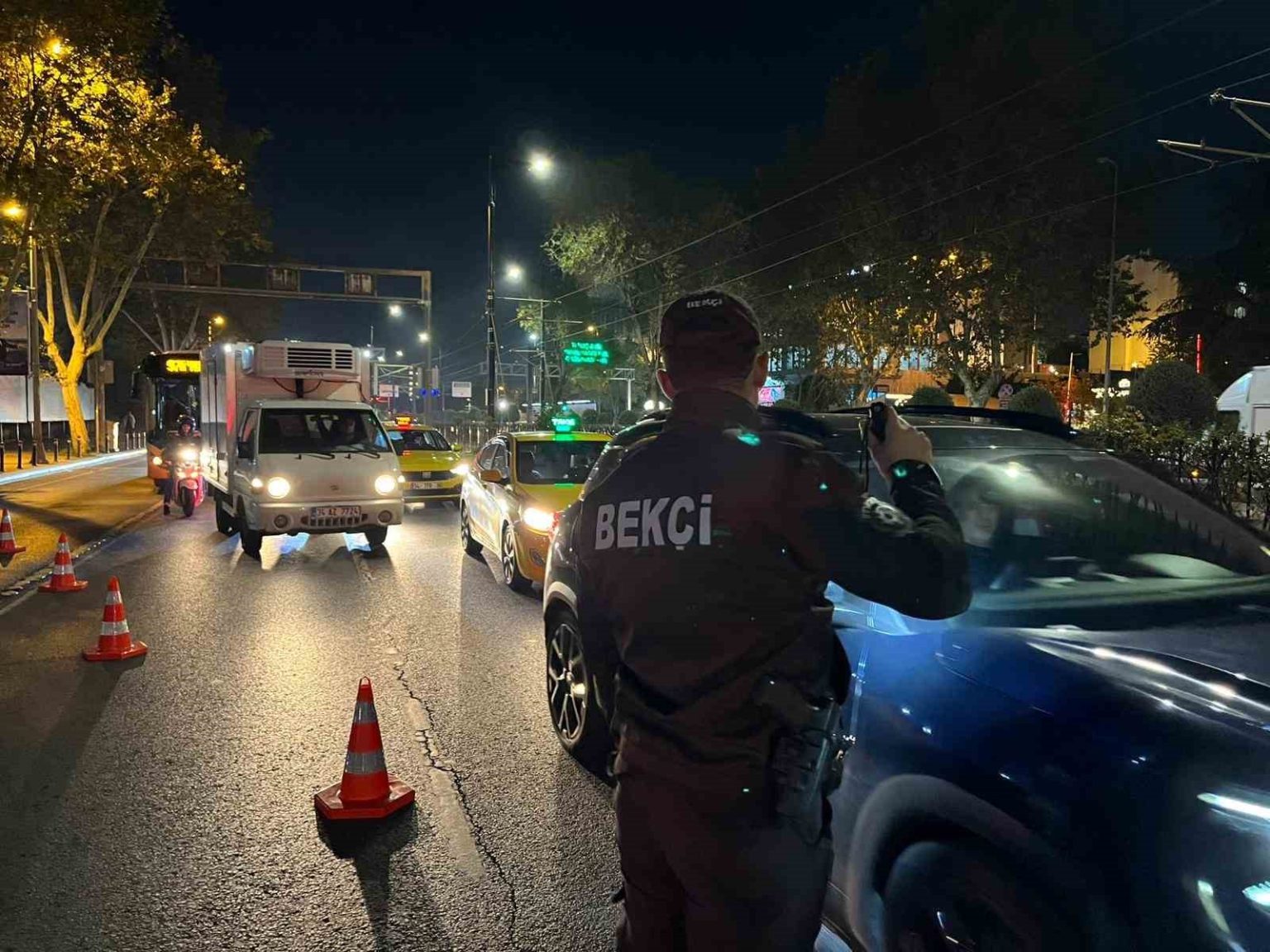 istanbulda-helikopter-destekli-huzur-uygulamasi