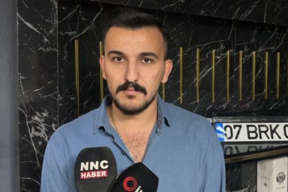 kaza-yapip-yanan-motosikletin-surucusunu-alevlerden-cekip-aldi-kahramanlik-degil-insanlik-gorevi-dedi