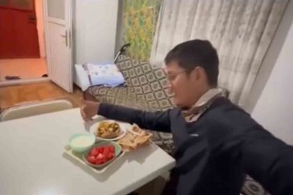 kemaliyeden-misafirperverlik-ornegi-tayvanli-turist-ucret-odemek-istedi-muhtar-kabul-etmedi