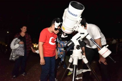 kepezde-cumhuriyet-ve-bilimle-gece-gozlemi-etkinligi