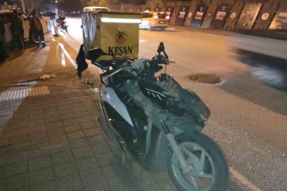 kesanda-otomobille-carpisan-motosikletin-surucusu-yaralandi