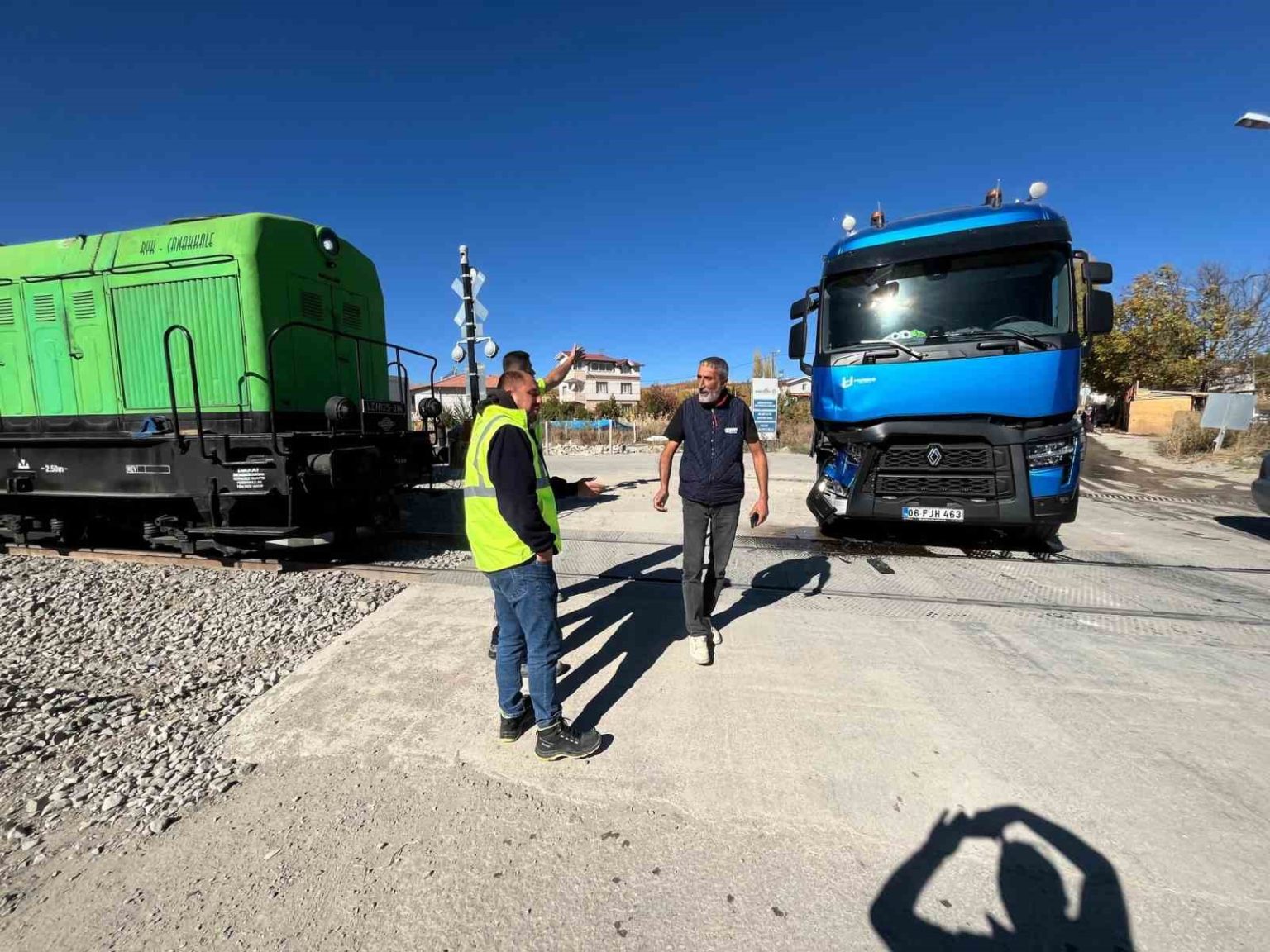 malatyada-tren-tira-carpti