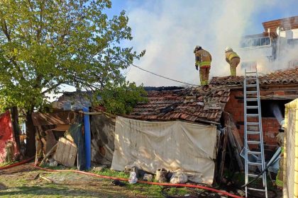 metruk-binada-cikan-yangin-korkuttu