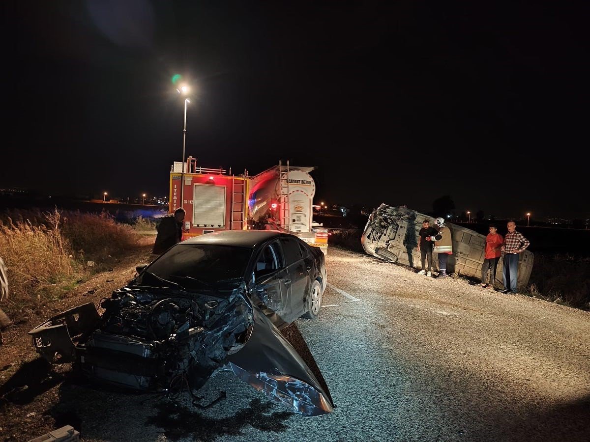 otomobille-minibus-carpisti-3-yarali