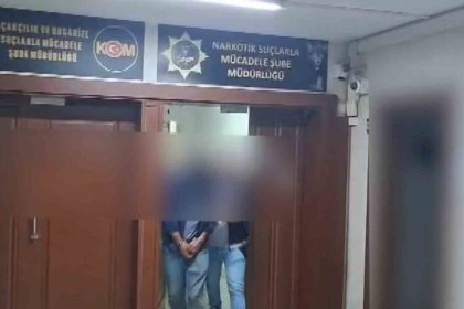 sakaryada-anne-ogul-uyusturucu-ticaretinden-tutuklandi