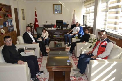 sultanhisar-kaymakami-ates-ozel-cocuklari-makaminda-agirladi