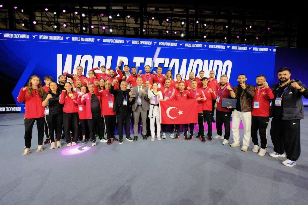 turkiye-taekwondoda-tarihinin-en-basarili-sampiyonasini-yasadi