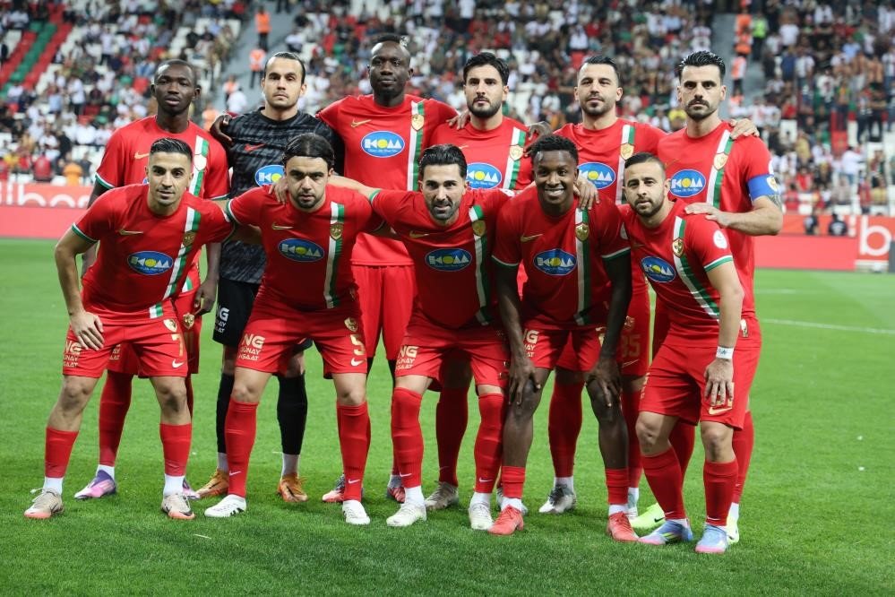 amed-sportif-faaliyetlere-kotu-ve-cirkin-tezahurattan-ceza-verildi