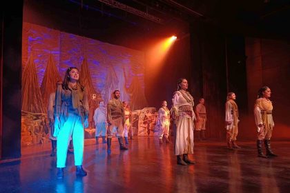 ana-dolu-milli-mucadelenin-cesur-ve-kayip-kadinlari-karsta-sahnelendi