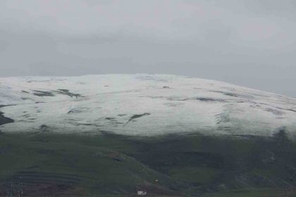 ardahanda-yuksek-kesimler-beyaza-burundu