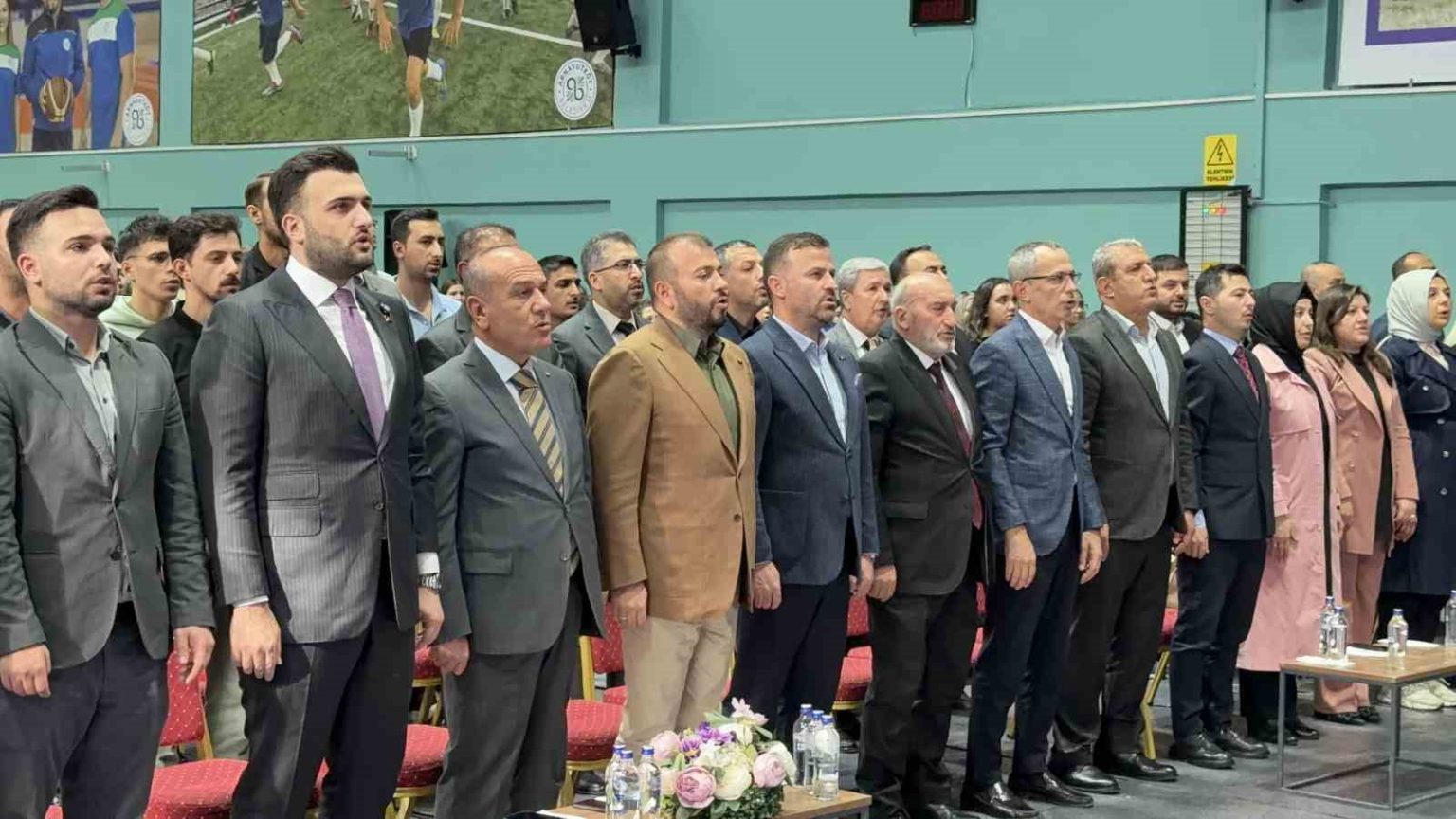 arnavutkoy-belediyesinden-egitime-70-milyon-liralik-dev-destek