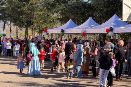 aybastida-kardes-okullar-gazze-icin-yardim-etkinligi