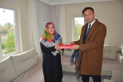 bassavci-ozan-kapicidan-sehit-ailesini-ziyaret