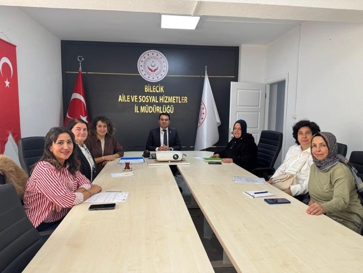 bilecikte-engelli-bireyler-icin-stklarla-isbirligi-toplantisi