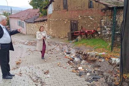 bilecikte-saganak-yagis-sonrasi-temizlik