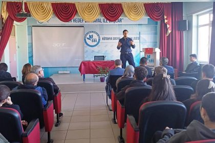 dijital-dunyada-girisimcilik-yenilik-ve-surdurulebilirlik-konulari-masaya-yatirildi