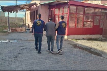 jandarma-20-yil-kesinlesmis-hapis-cezasi-olan-sahsi-yakaladi