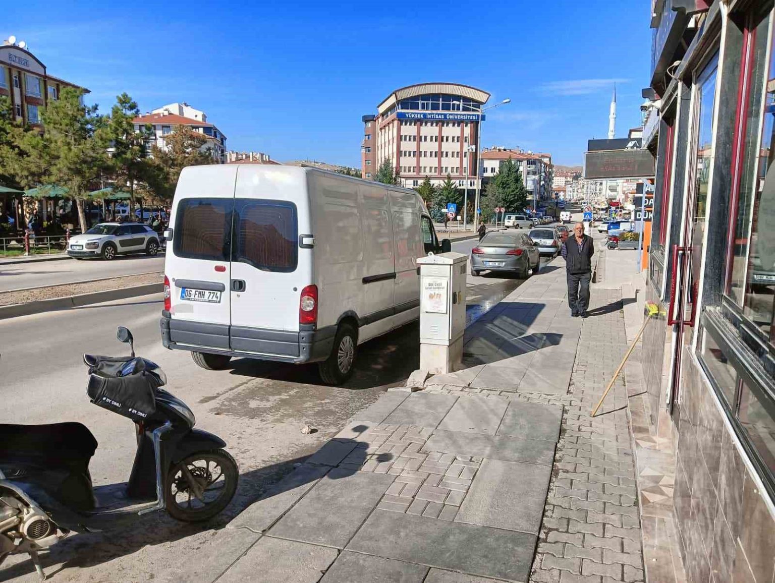 konusmak-icin-bulustugu-husumetlisi-tarafindan-olduruldu