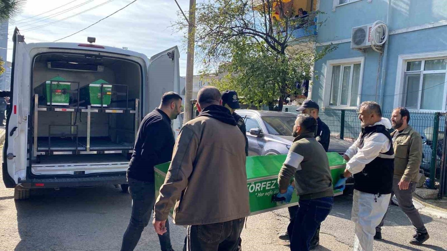 korfezdeki-cinayetin-altindan-dugun-tartismasi-cikti