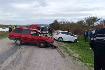 manyasta-meydana-gelen-kazada-agir-yaralanan-surucu-hayatini-kaybetti