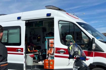 mentesede-motosikletliler-carpisti