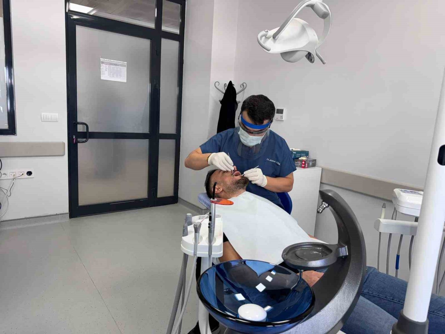 nusaybinde-dis-sagliginda-yeni-donem-protez-laboratuvari-hizmete-girdi