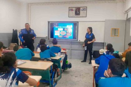 ogrenciler-polisligi-tanidi-guvenlik-kurallarini-ogrendi