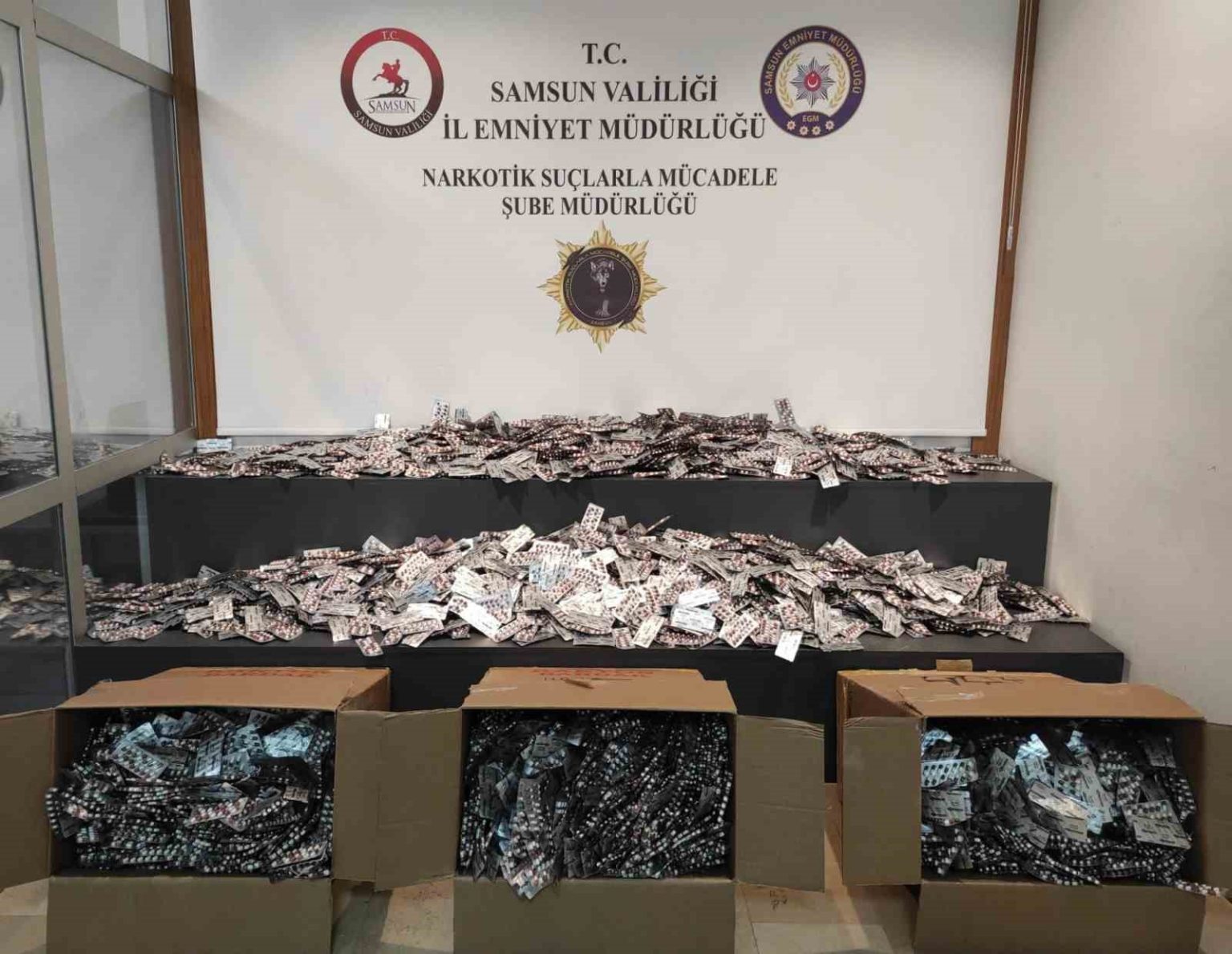 samsunda-110-bin-uyusturucu-hap-ele-gecirildi