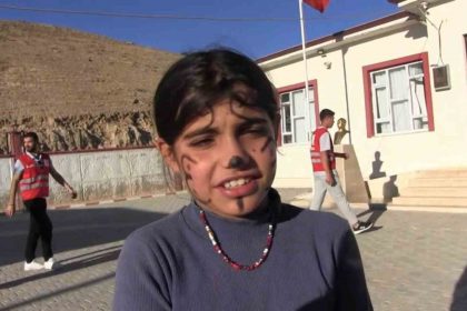 siirtte-ilkokul-ogrencilerine-heimlich-manevrasi-ve-ilk-yardim-konulari-anlatildi