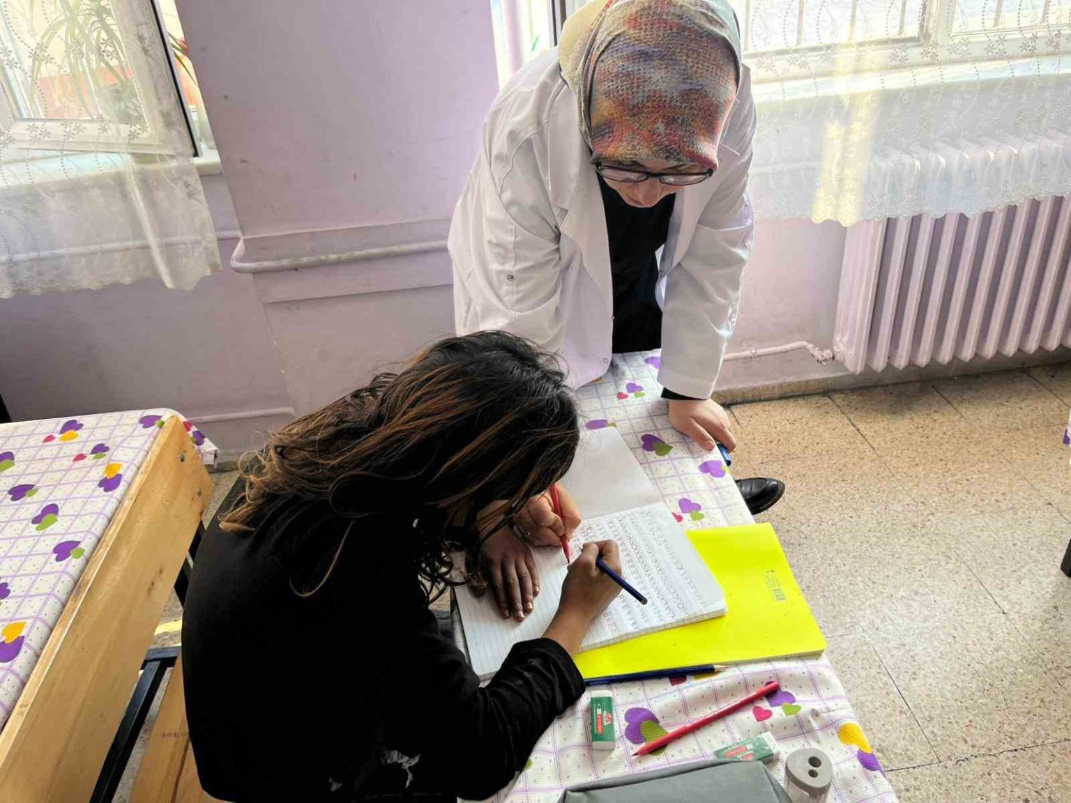 sokakta-dilenen-ve-okula-gitmeyen-176-cocuk-egitime-kazandirildi