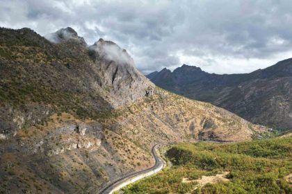 sonbaharda-mese-ormanlari-kartpostallik-goruntuler-olusturdu