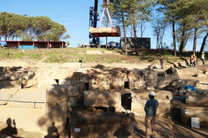 tios-antik-kentinde-bulunan-roma-donemi-lahitleri-torenle-acildi