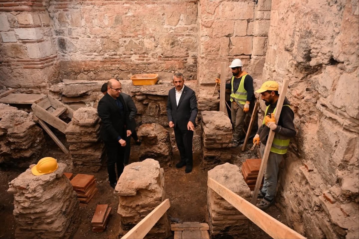 toprak-altindan-cikan-hazine-gazimihal-hamami